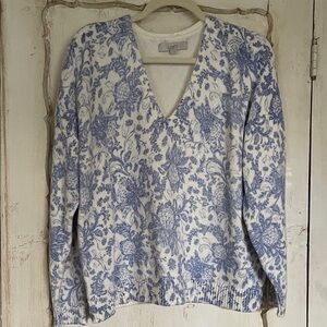 LOFT Ivory and Blue Floral Patterned Sweater